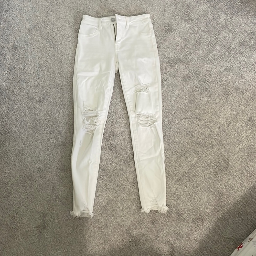 American Eagle White Ripped Skinny Jeans